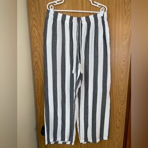 Women’s Wide Leg Pants - Size: XL